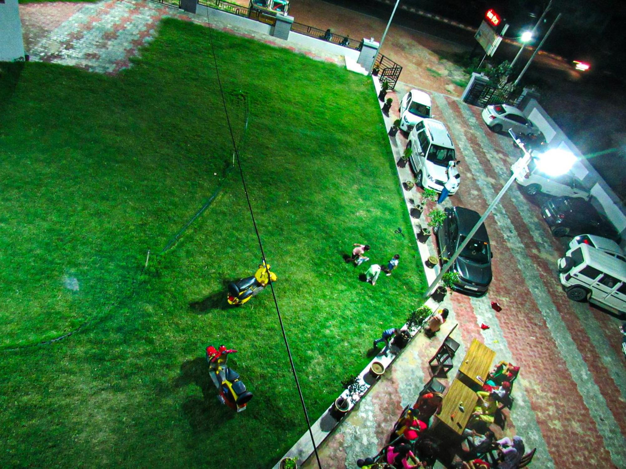 Sangam Hotel Chirawa Extérieur photo