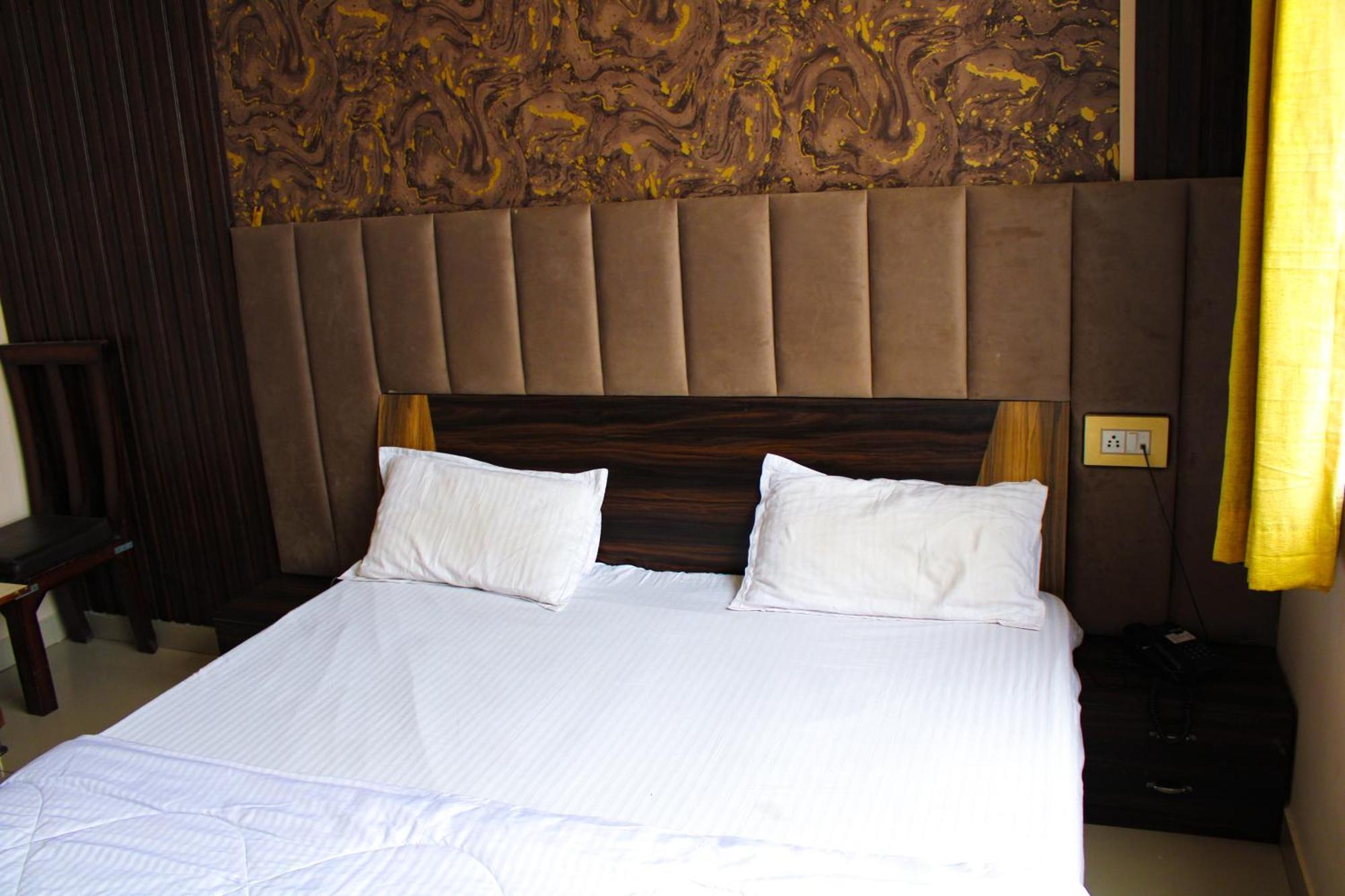 Sangam Hotel Chirawa Extérieur photo